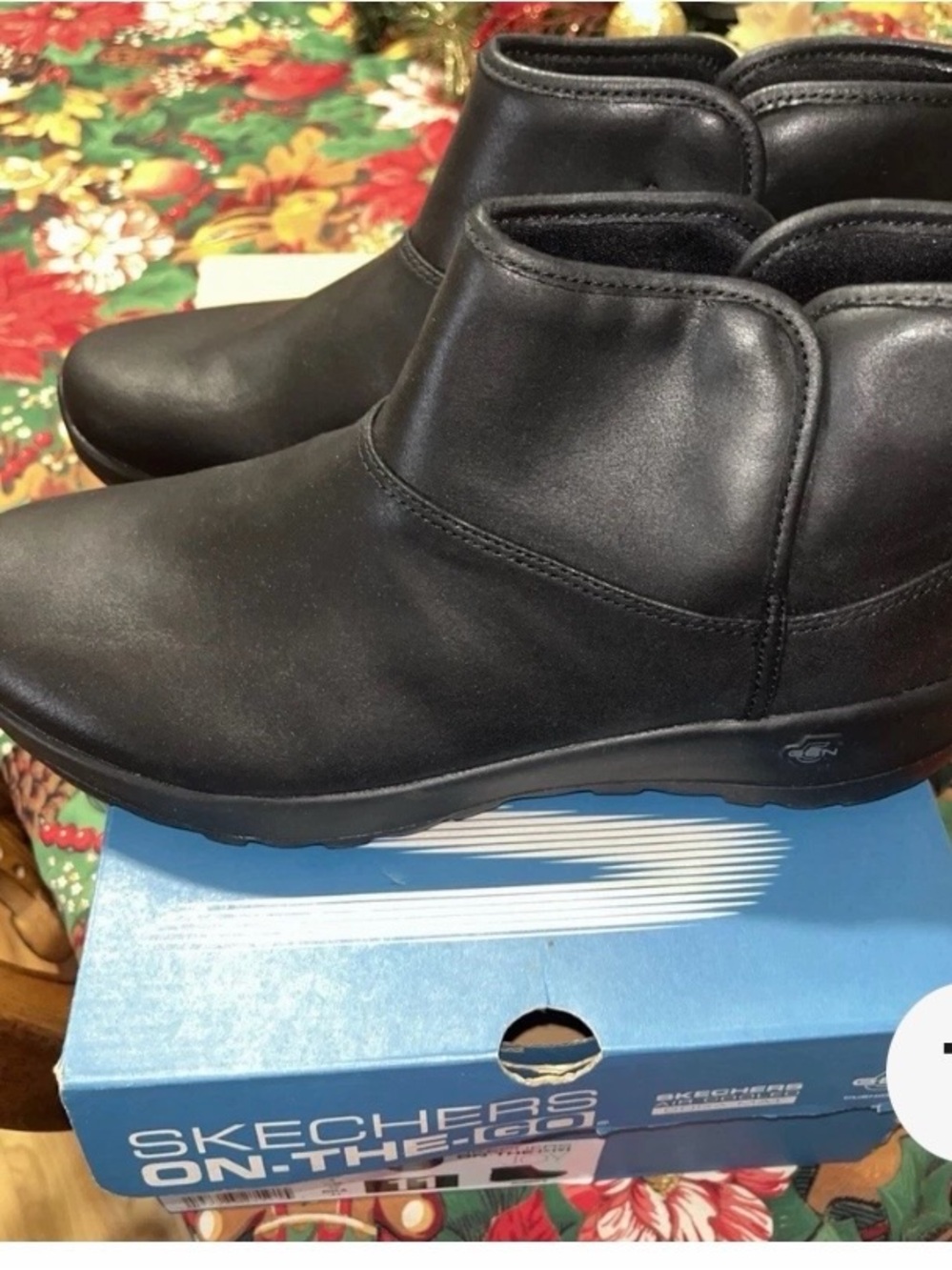 Skechers Women's Black Smooth Leather Slip-On Ankle Booties